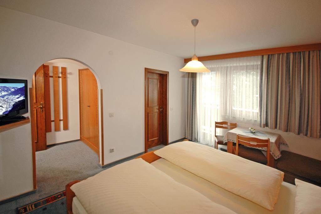 Pension Riedlsperger Saalbach-Hinterglemm Bilik gambar